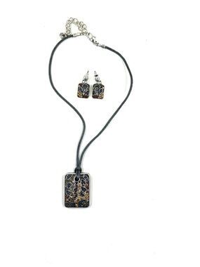 Brighton Leopard Totem Crystal Silver Plated Pendant Earrings Set Retired